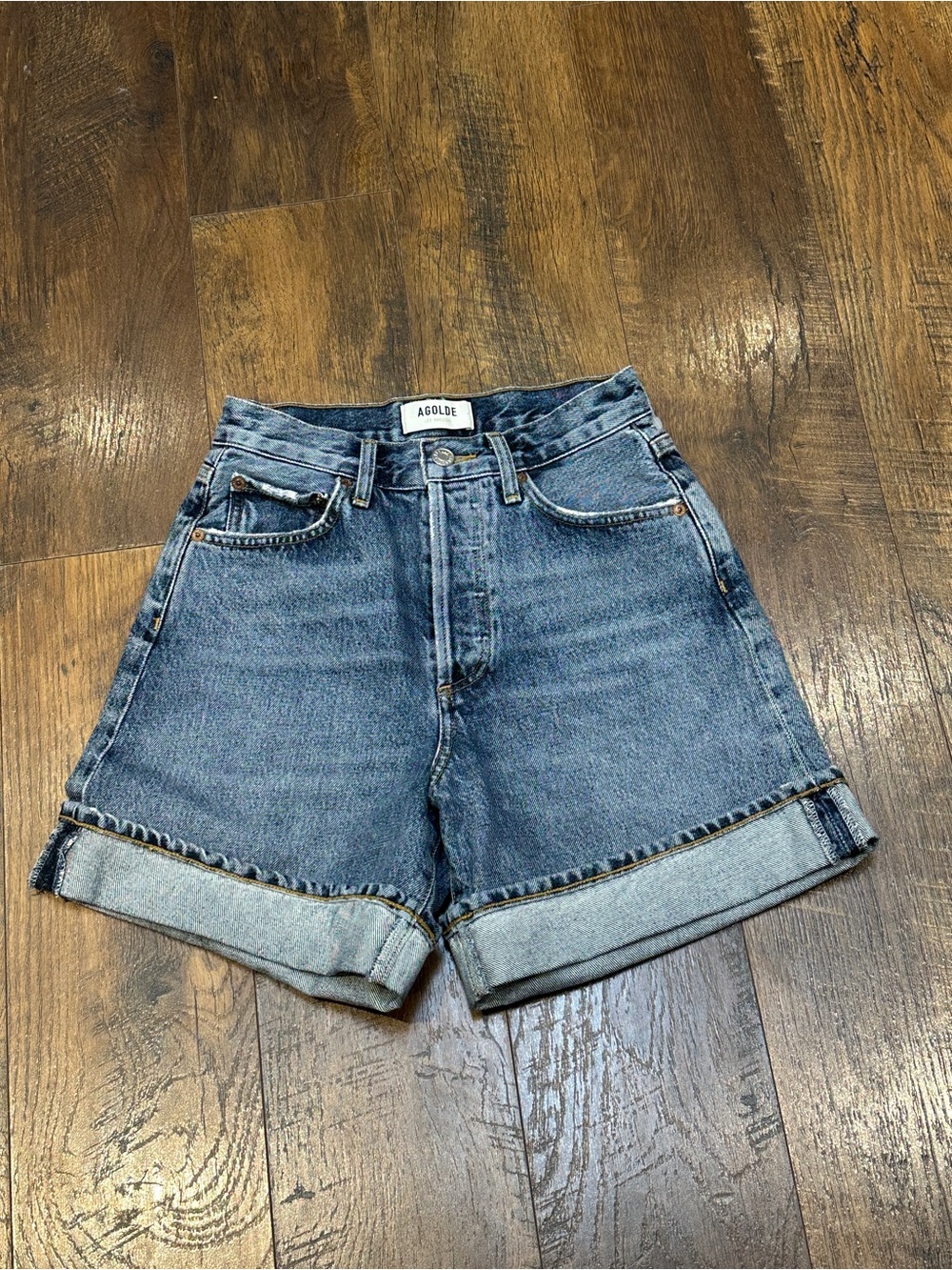 Agolde Dame High Rise Baggy Cuff Shorts, sz 23